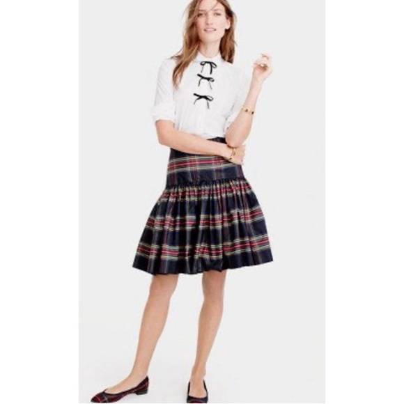 J. CREW | Holiday Taffeta High Waisted Skirt Pleated in Stewart Plaid Sz. 10 - Picture 4 of 4